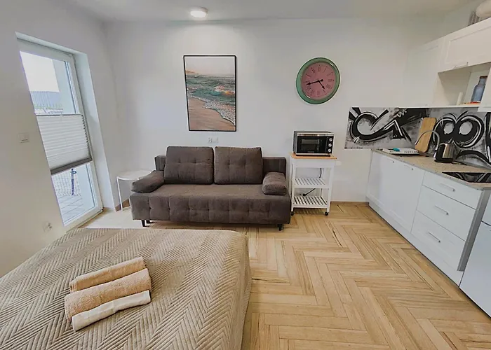 アパート Turkusowa